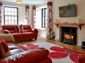 The Farmhouse - Ukc1339